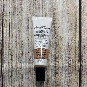 The balm liquid concealer #18
